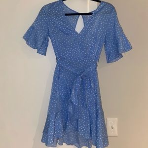 Front tie, short sleeve dress